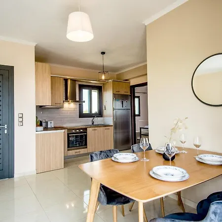 Aella Apartament *