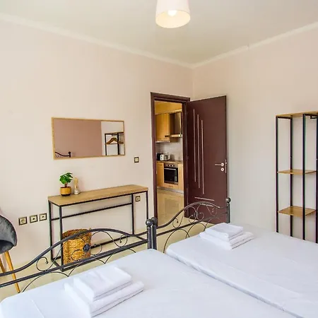 Aella Apartament *
