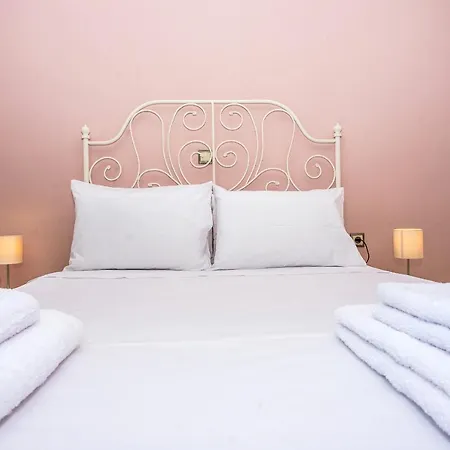 Aella * Skala (Kefalonia)