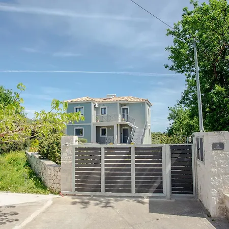 Aella Appartement *