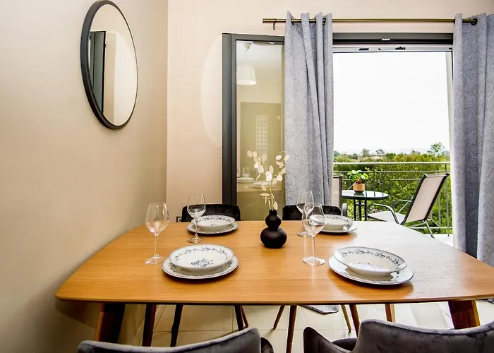 Aella Appartement *